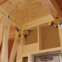 制震ダンパー取り付け